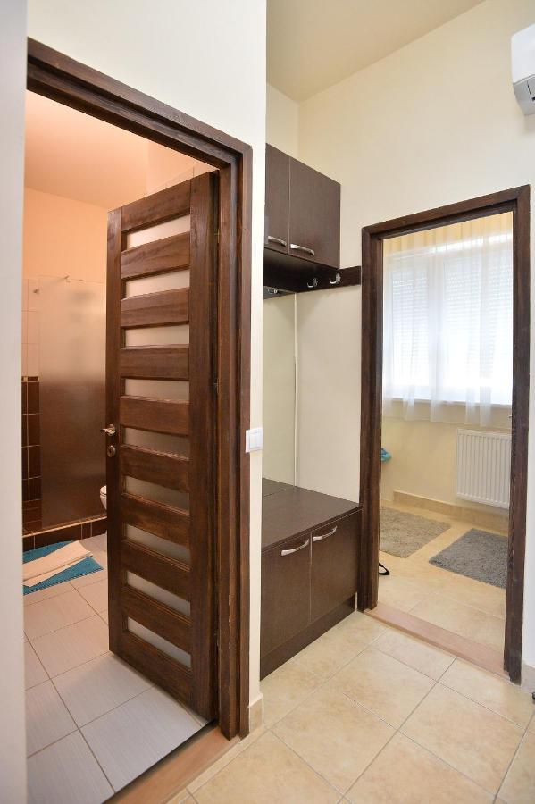 Netta Apartman Eger Exterior foto